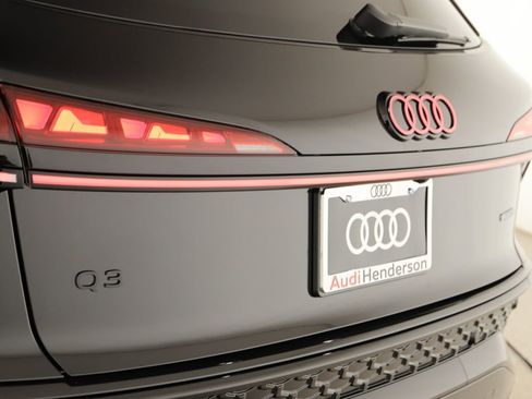 New 2026 Audi Q3 quattro 2.0T AWD/4WD image 34
