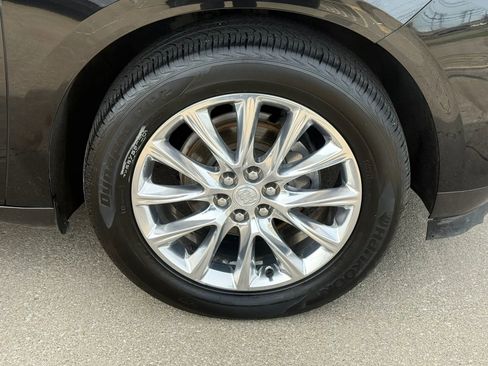 Used 2020 Buick Enclave Premium w/ Sun and Sites Package image 52