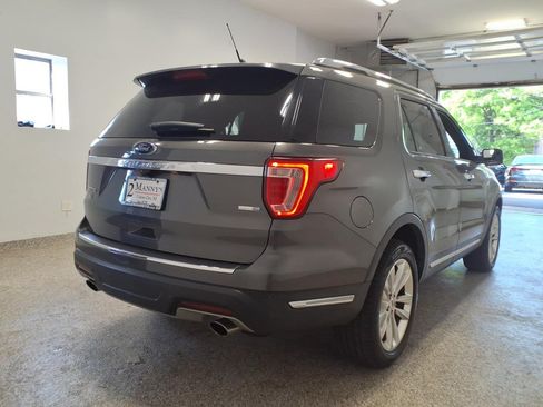 Used 2018 Ford Explorer Limited AWD/4WD image 4