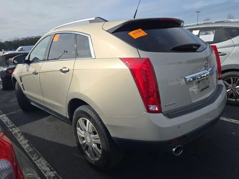 Used 2010 Cadillac SRX Luxury image 3