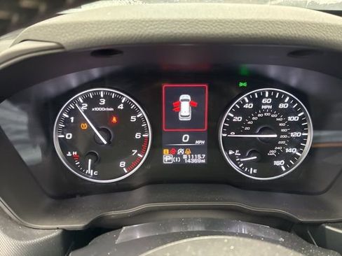 Used 2025 Subaru Forester Premium image 19