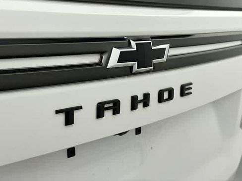 Used 2022 Chevrolet Tahoe Z71 w/ Z71 Off-Road Package image 32