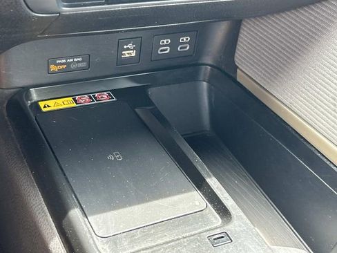 Used 2026 Toyota Camry SE w/ Convenience Package FWD image 25