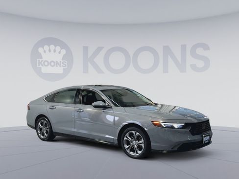 Used 2024 Honda Accord EX-L image 2