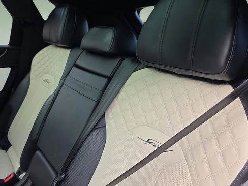 Used 2021 Bentley Bentayga Speed image 33