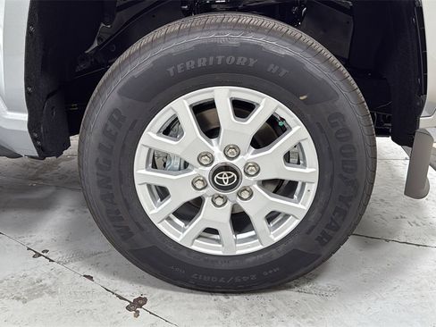 New 2025 Toyota Tacoma SR5 image 21