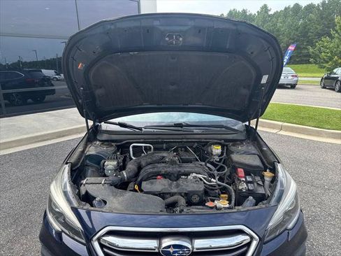 Used 2018 Subaru Outback 2.5i Limited AWD/4WD image 21