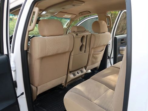 Used 2012 Toyota Tundra SR5 image 19