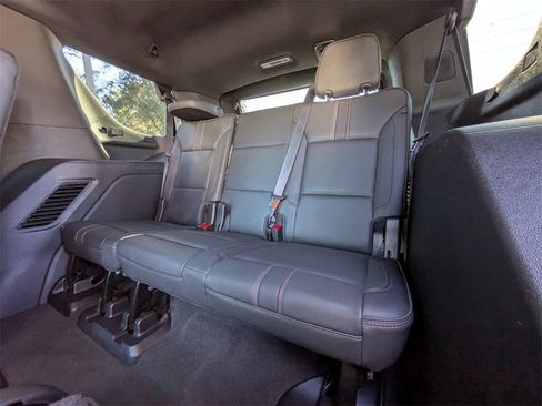 Used 2022 Chevrolet Tahoe RST w/ Luxury Package image 17