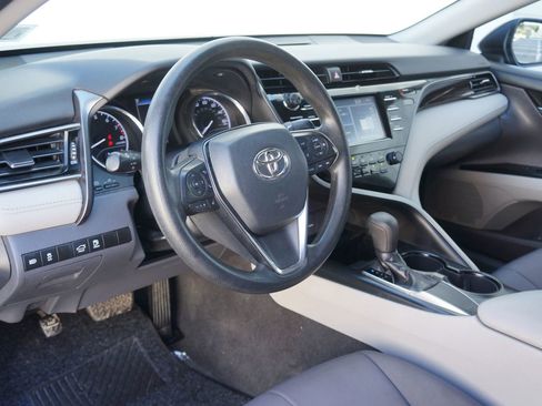 Used 2019 Toyota Camry LE image 24
