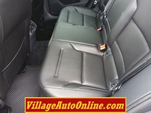 Used 2017 Volkswagen Golf Alltrack SE image 28