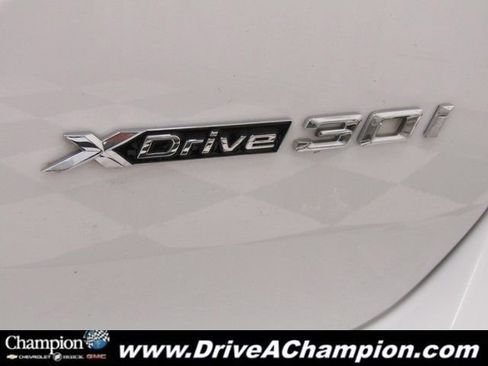 Used 2022 BMW X3 xDrive30i w/ M Sport Package 2 image 4