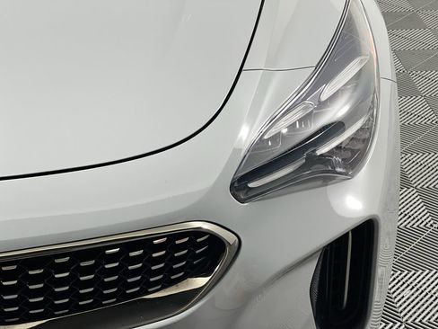 Certified 2023 Kia Stinger GT-Line image 9