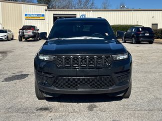 Used 2024 Jeep Grand Cherokee Altitude video 2