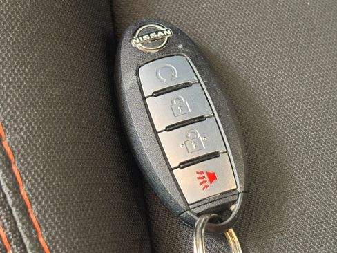 Used 2026 Nissan Frontier PRO-4X AWD/4WD image 23