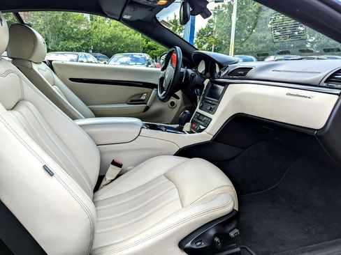 Used 2013 Maserati GranTurismo Convertible image 27
