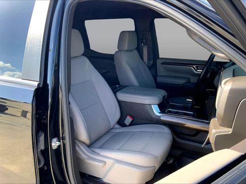 Used 2024 Chevrolet Silverado 1500 RST w/ Texas Edition Plus RWD image 9