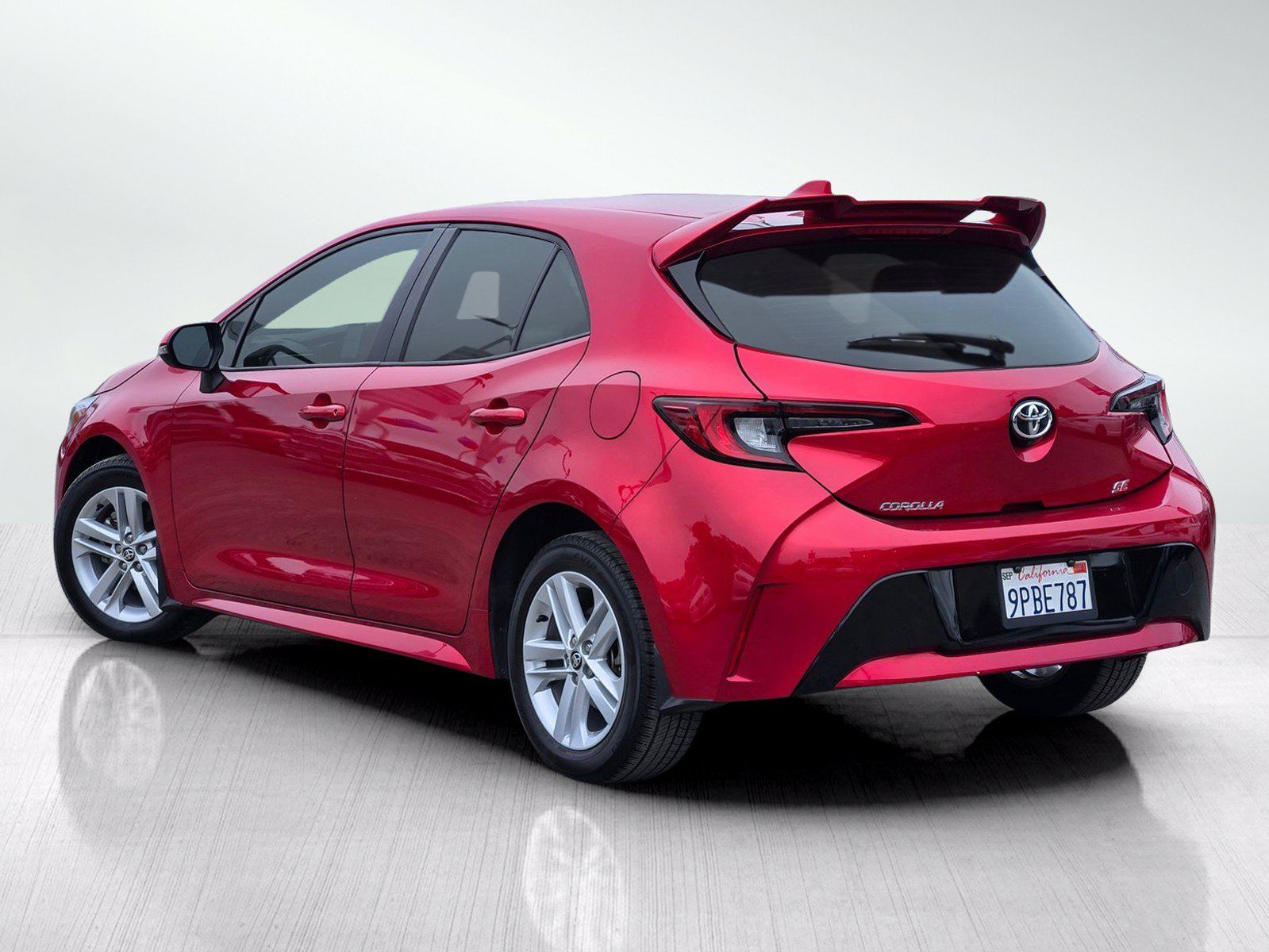 Used 2023 Toyota Corolla SE FWD image 6