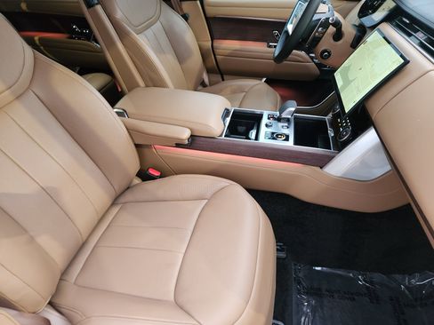 Certified 2023 Land Rover Range Rover Long Wheelbase SE image 14