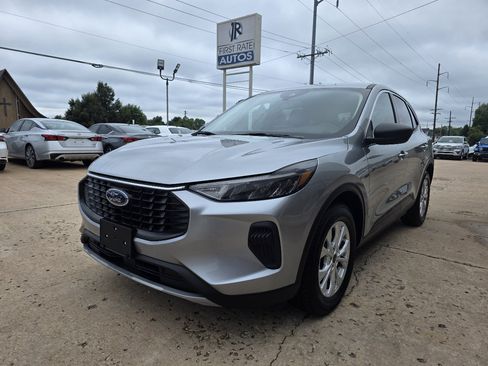 Used 2024 Ford Escape Active image 3