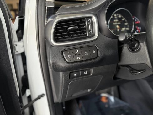 Used 2019 Kia Sorento SX w/ SX Touring Package AWD/4WD image 28