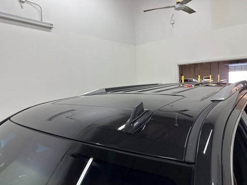 Used 2019 Cadillac Escalade Platinum image 28