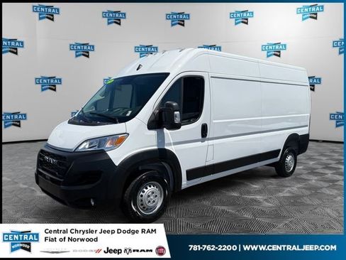 Used 2025 RAM ProMaster 2500 w/ Convenience Group FWD image 1