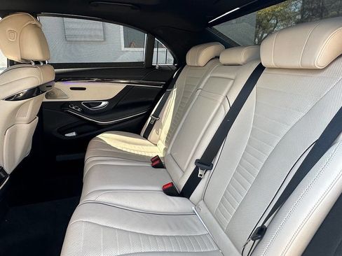 Used 2020 Mercedes-Benz S 450 Sedan w/ AMG Line Exterior image 15