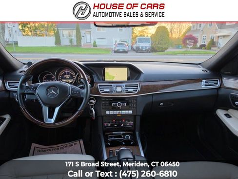 Used 2014 Mercedes-Benz E 350 4MATIC Sedan image 25