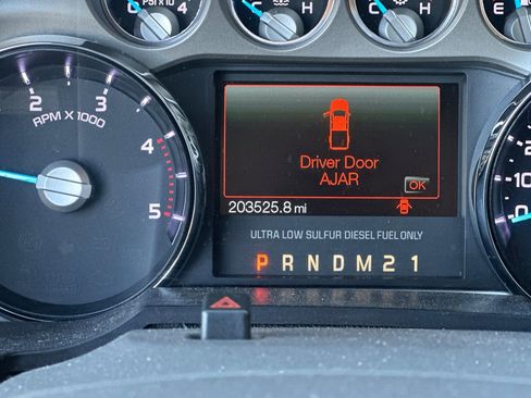 Used 2011 Ford F250 Lariat w/ Lariat Ultimate Pkg image 19