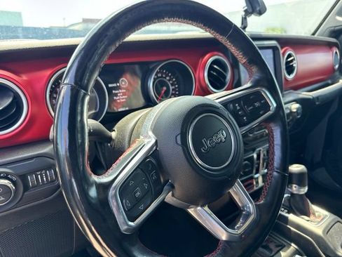 Used 2021 Jeep Gladiator Rubicon w/ Dual Top Group AWD/4WD image 10