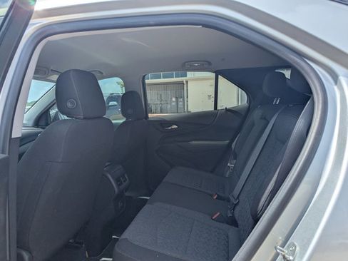 Used 2022 Chevrolet Equinox LT image 13