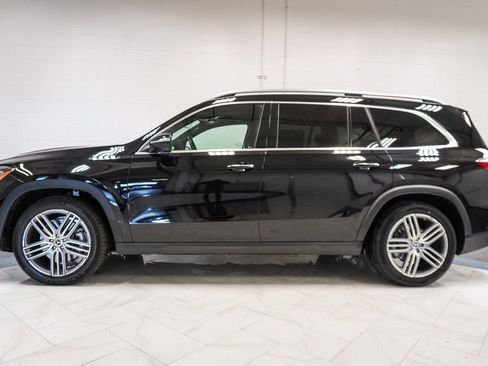 Used 2025 Mercedes-Benz GLS 450 4MATIC image 39