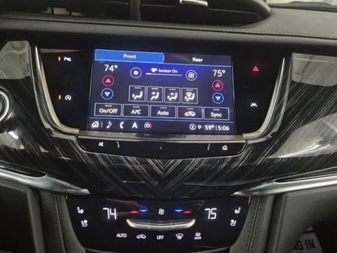 Certified 2025 Cadillac XT6 Premium Luxury image 35
