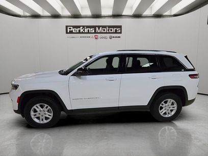Used 2024 Jeep Grand Cherokee Laredo