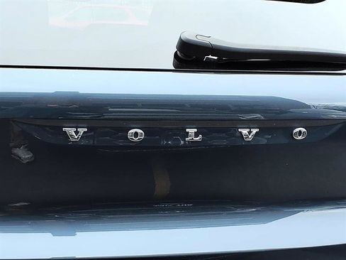 Used 2019 Volvo XC40 T5 Inscription AWD/4WD image 12