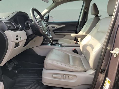 Used 2017 Honda Ridgeline RTL image 21