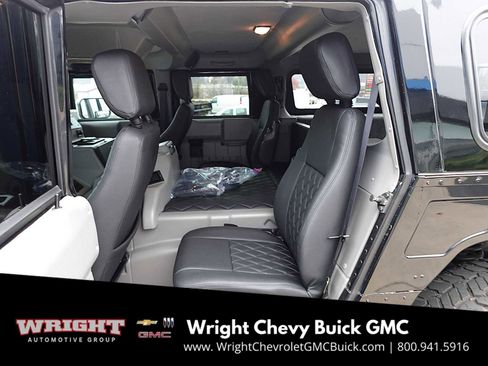 Used 2002 HUMMER H1 4-Door Wagon image 30