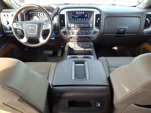 Used 2017 GMC Sierra 3500 SLT w/ Duramax Plus Package image 8