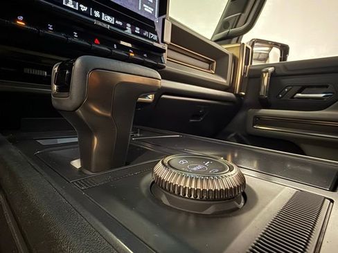Used 2024 GMC Hummer EV 3X w/ Extreme Off-Road Package image 30