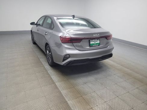 Used 2024 Kia Forte LXS FWD image 5