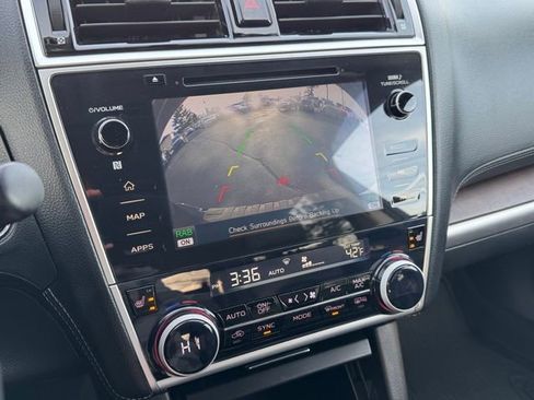 Used 2018 Subaru Outback 2.5i Limited image 25