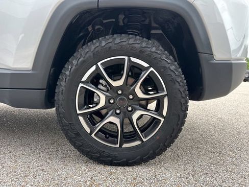 Certified 2025 Jeep Compass Trailhawk AWD/4WD image 49