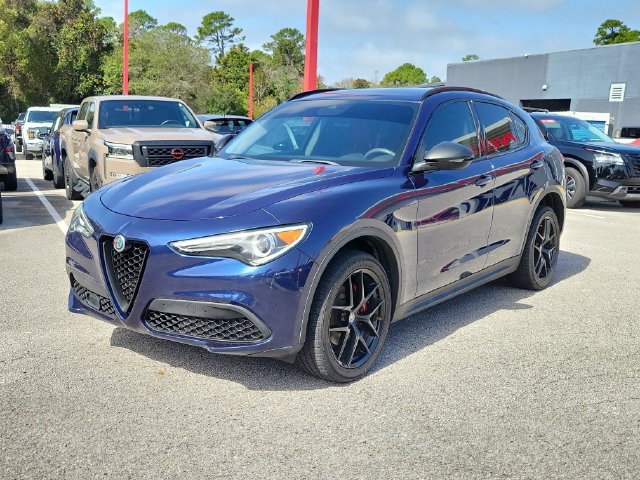 Used 2020 Alfa Romeo Stelvio w/ Nero Edizione RWD image 5