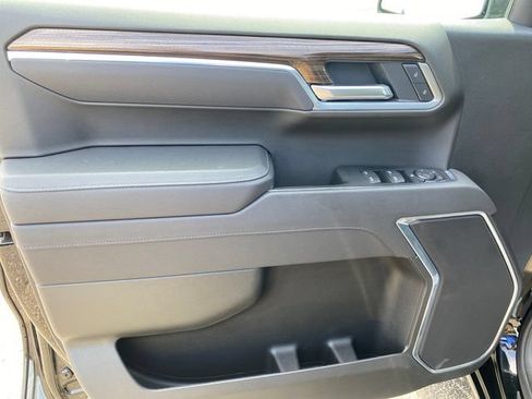 Certified 2026 Chevrolet Silverado 1500 LT AWD/4WD image 17