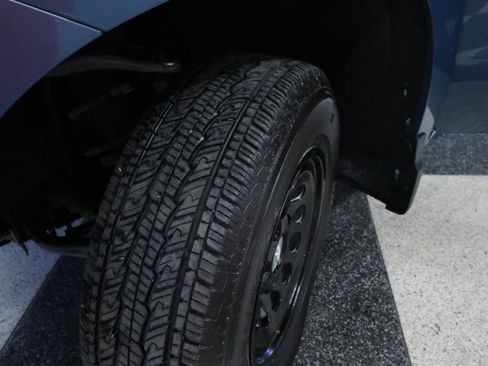 Used 2024 Chevrolet Silverado 1500 W/T image 8