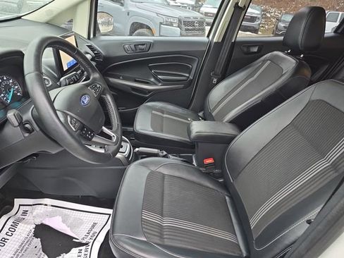 Used 2021 Ford EcoSport SES image 9