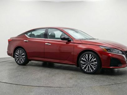 Used 2025 Nissan Altima 2.5 SV