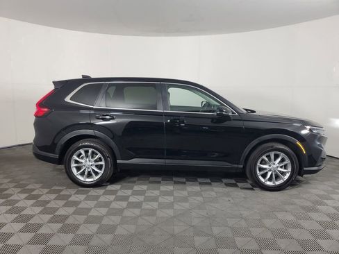 Used 2025 Honda CR-V EX image 3