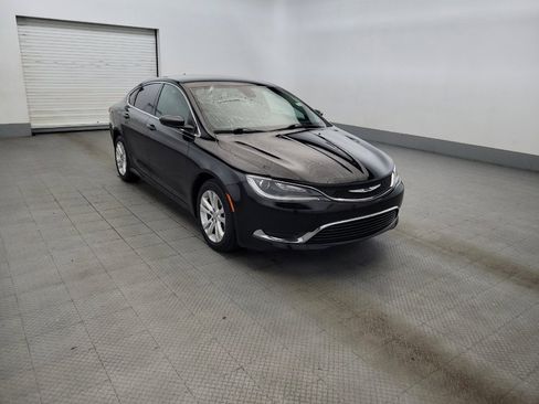 Used 2017 Chrysler 200 Limited Platinum FWD image 13